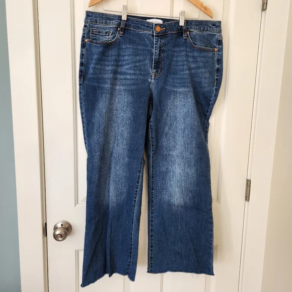 Lane Bryant Jeans Mid Rise Bootcut Blue Flex Magic Waistband Frayed Casual 18 - Picture 2 of 13